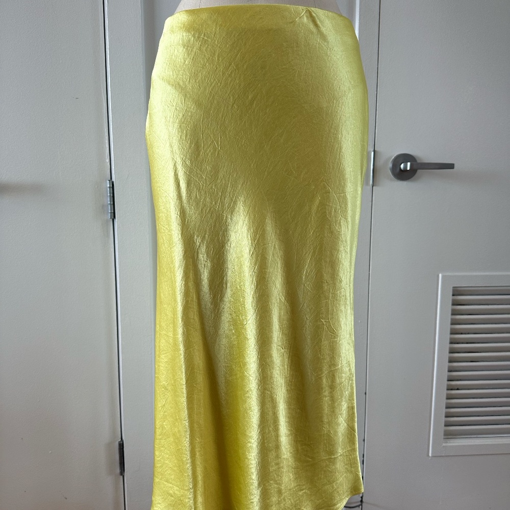 Vince. Silk Skirt